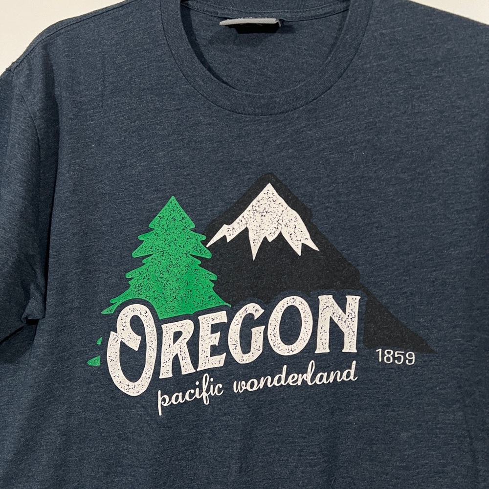 Little Bay Root Oregon Pacific Wonderland T-Shirt in Navy Blue Size Medium Men’s - Picture 5 of 9